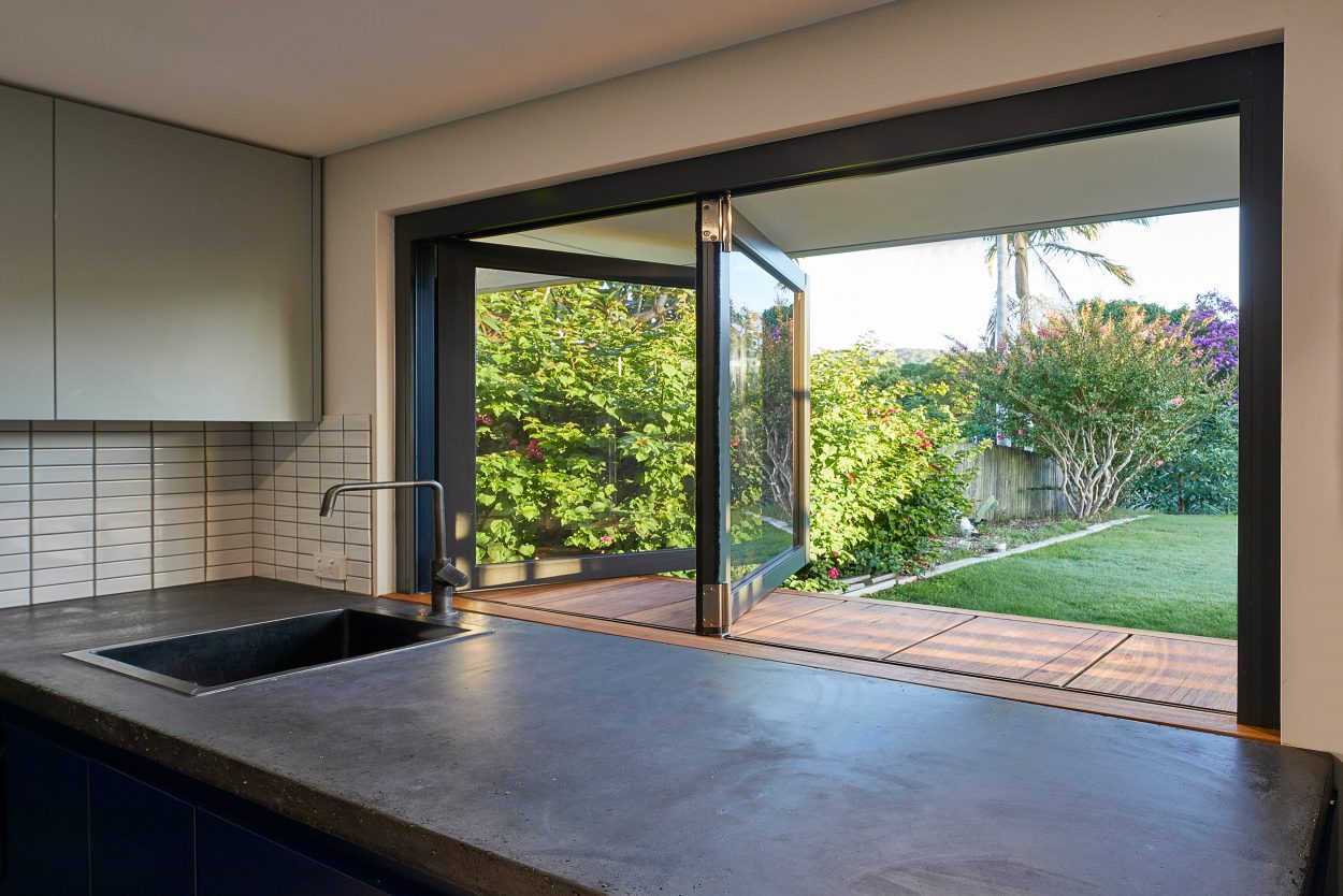Folding windows custom order - deposit